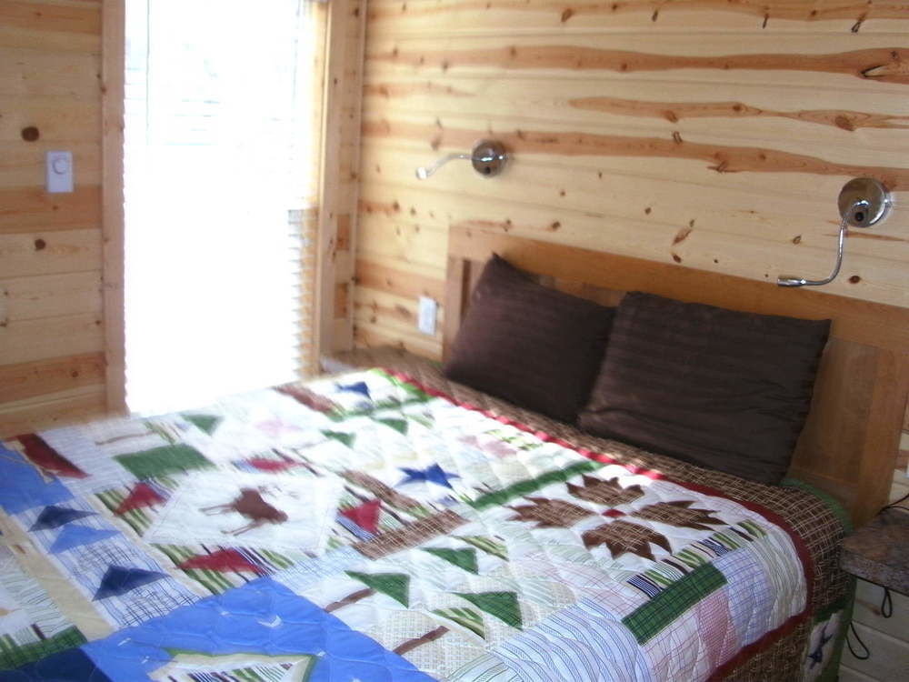 Bend-Sunriver Camping Resort Studio Cabin 6 מראה חיצוני תמונה